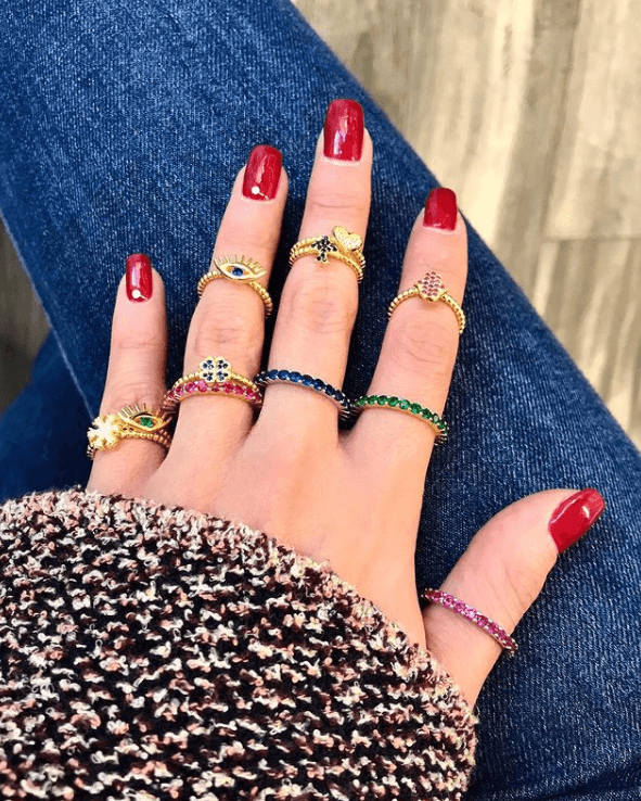 Πως να φορέσεις πολλά	δαχτυλίδια μαζί! Tips & Tricks